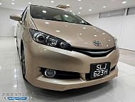 Toyota Wish 1.8 CVT Elegance 2016 Beige Push Start